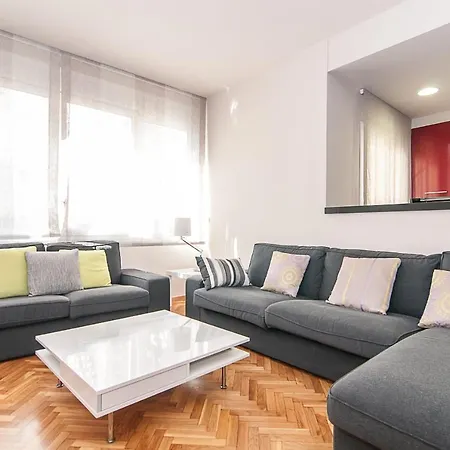 Weflating Diagonal Apartment Barcelona
