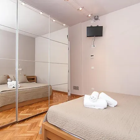 Apartment Weflating Diagonal *