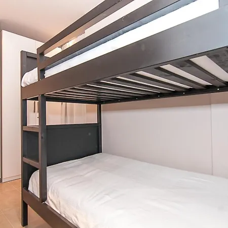 Weflating Diagonal Apartment *